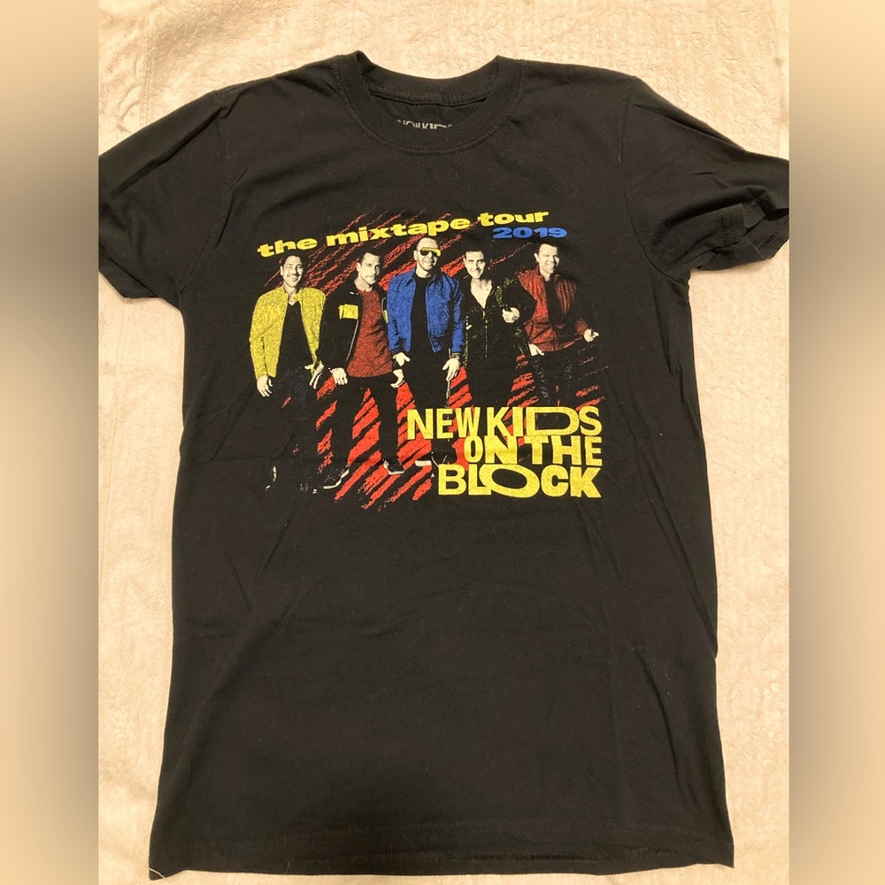 New kids on the block Mixtape tour 2019 women’s - size S